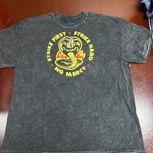 Cobra Kai Mens Black Snake Print Short Sleeve Crew Neck Graphic T-Shirt Size L